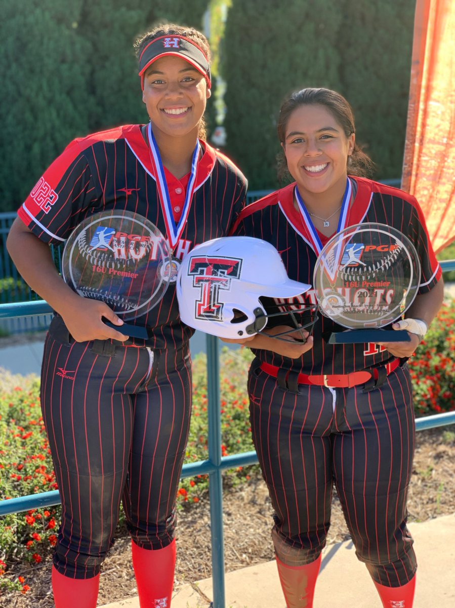 DeeMcClarity_8's tweet photo. PGF National Champions!!! @PGFnetwork #BangBang #WreckEm https://t.co/eFQvFrJIcT