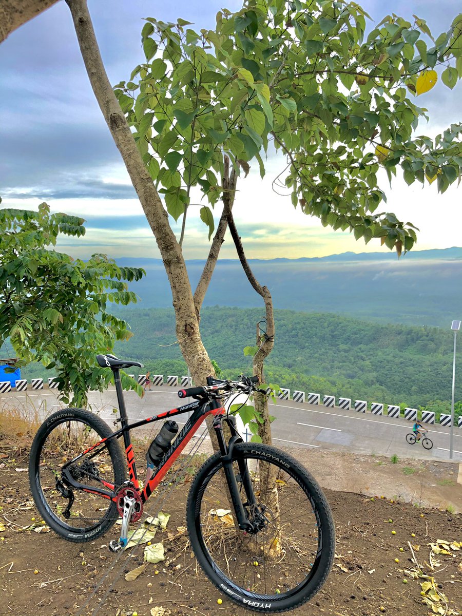 JPaulikz's tweet photo. SUNDAY SOLO RIDE 🚵🚵‍♂️
Saka tag bukid ah.

#TeamBNK
#CHORIZOLANGSAKALAM
#SIMPLELIVING https://t.co/NSnX0KCddK