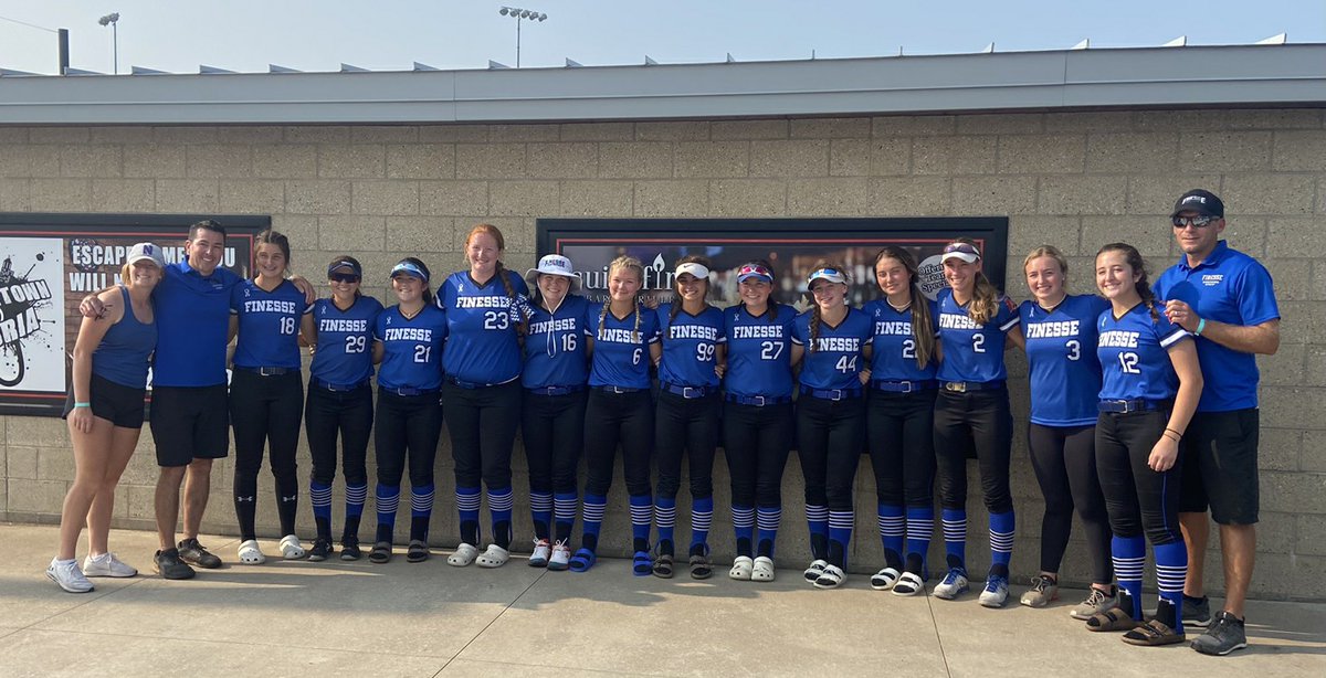 End of the weekend and season. #finessefastpitch