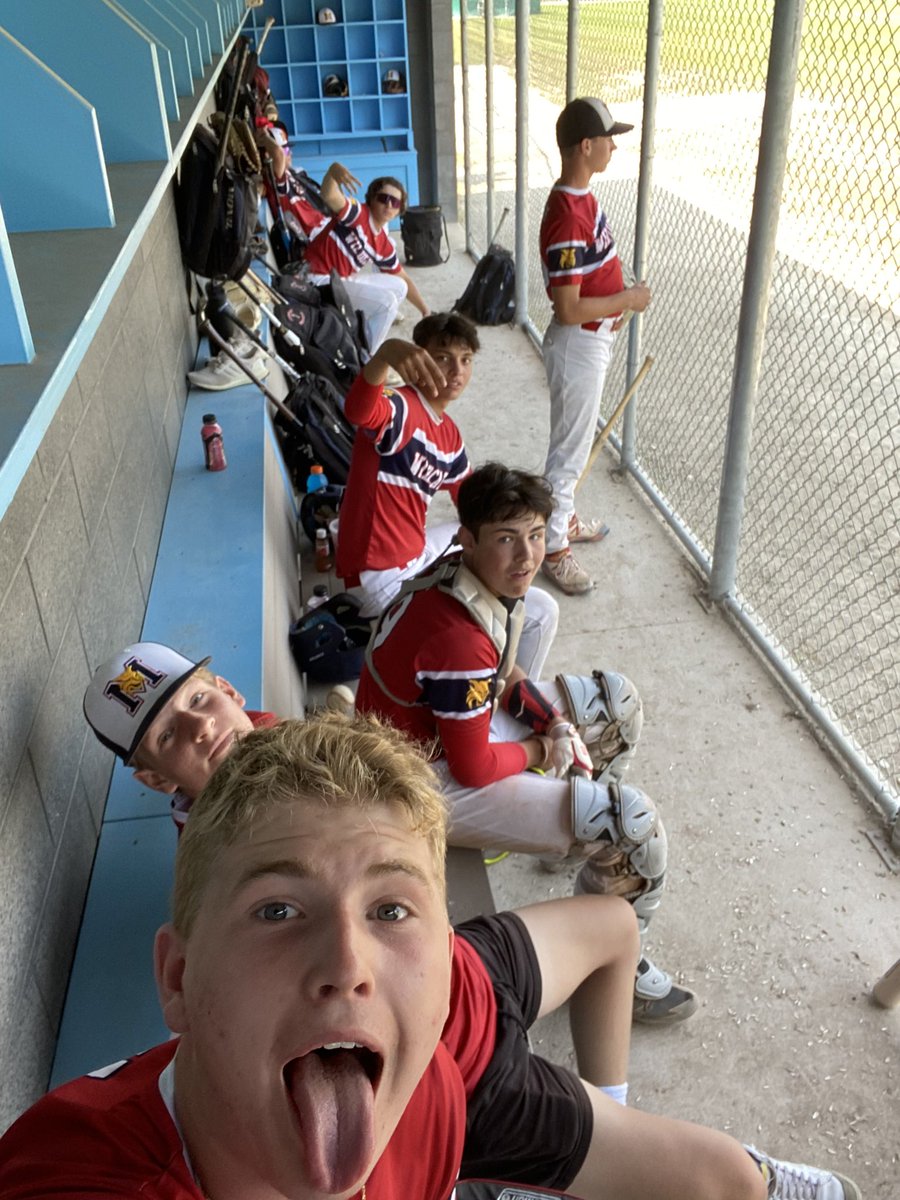 Great final weekend of pool play 4-0
Pastime UM Wood Bat
Semi-finals Sunday
1:30 Ray Fisher Stadium 〽️

Big shutout from <a href="/Michael34603743/">Michael madrigal</a> 
7 IP 10Ks

Big wood bat 💣 from <a href="/CKawadri/">Cannon Kawadri</a> to give us the 1-0 victory