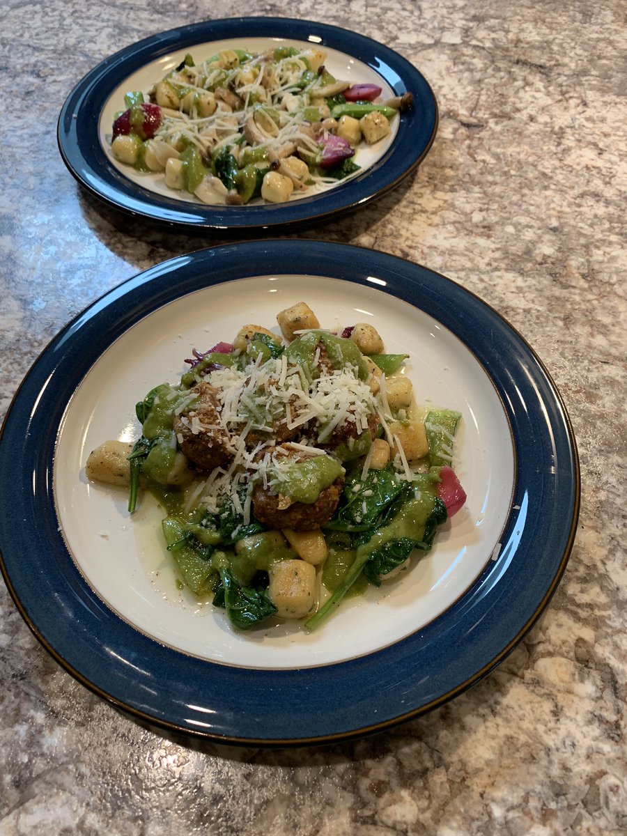 geofdudding's tweet image. Another amazing meal from Beckta!!