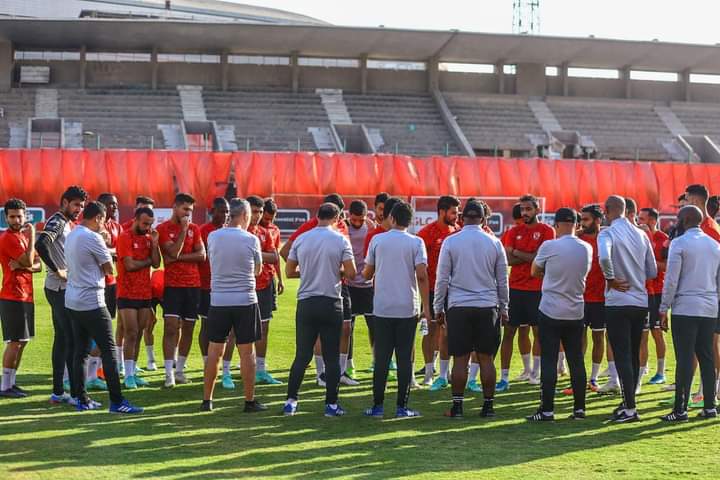 شوف لو عاوز  تاكل ورث اخوك قول عليه اخوان عاوز  تحجر على ابوك قول عليه اخوان لو ابو البت بتاعتك مش موافق عليك قول عليه اخوان لو مدير كوره فى النادى الاهلى  حارقك ومطرطر صرمك  قول عليه اخوان  معلق مش عاجبك قول اخوان رئيس كاف قول اخوان  
النقص نافخكم#سيد_المواقف_الصعبه_كمل