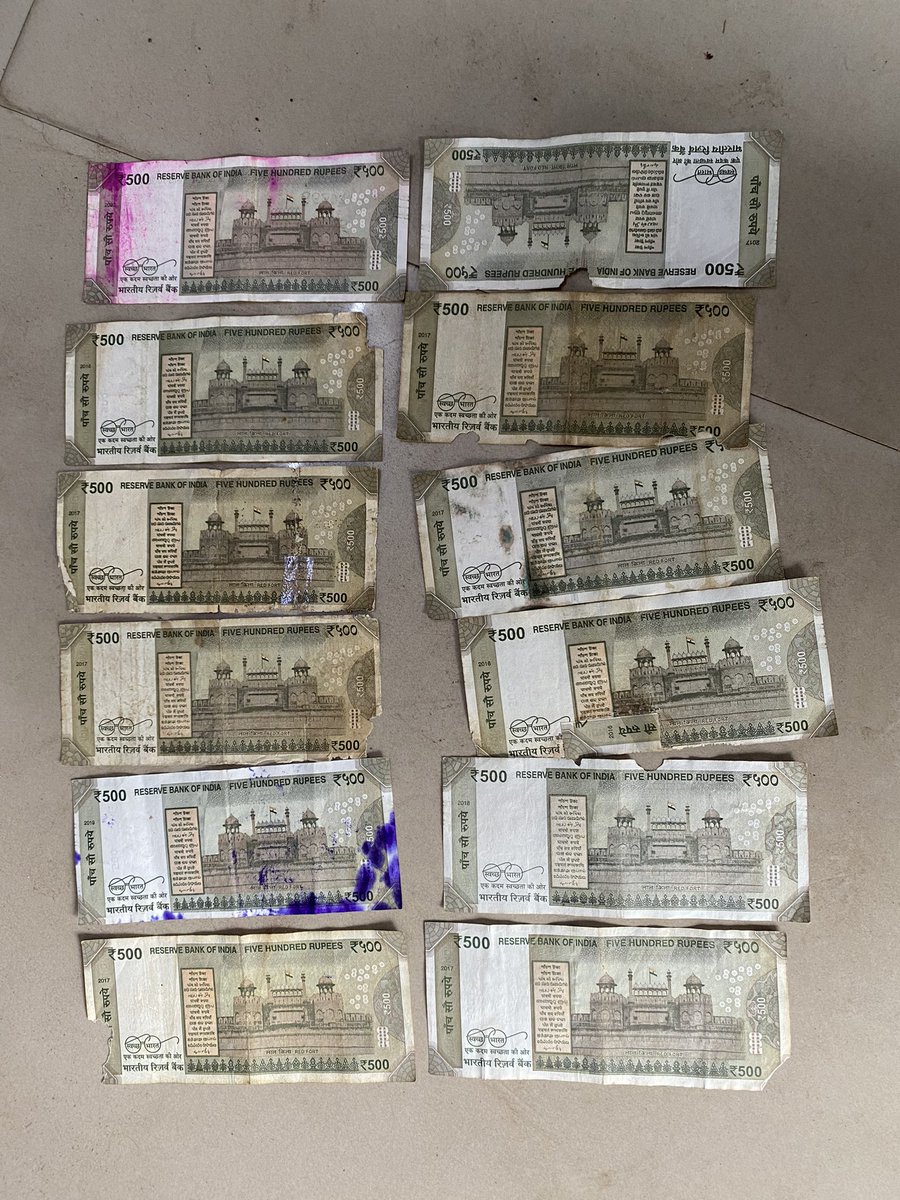 brij_2901's tweet photo. Today I went through a scam of @bankofbaroda , I withdrawn money from Nikol, Ahmedabad ATM, and received attached notes. Suggest me a action @BankofBarodaCEO @consumercourtin
#shameonservice https://t.co/xqgji0Kp12