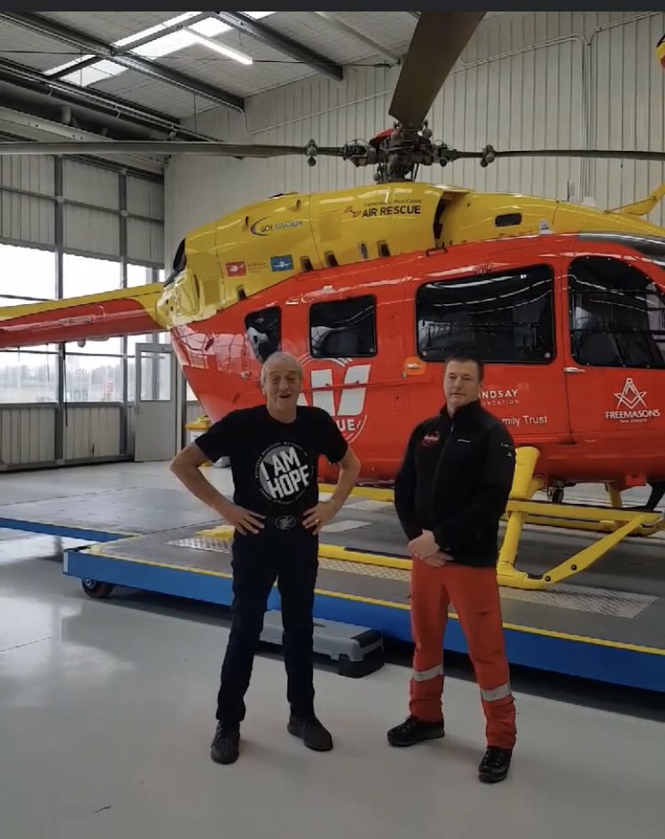 RickHar76156223's tweet photo. #westpac #helicopter & crew #awesome ๐ #25pushupchallengeNZ #christchurch https://t.co/AWgOu7K7Vo