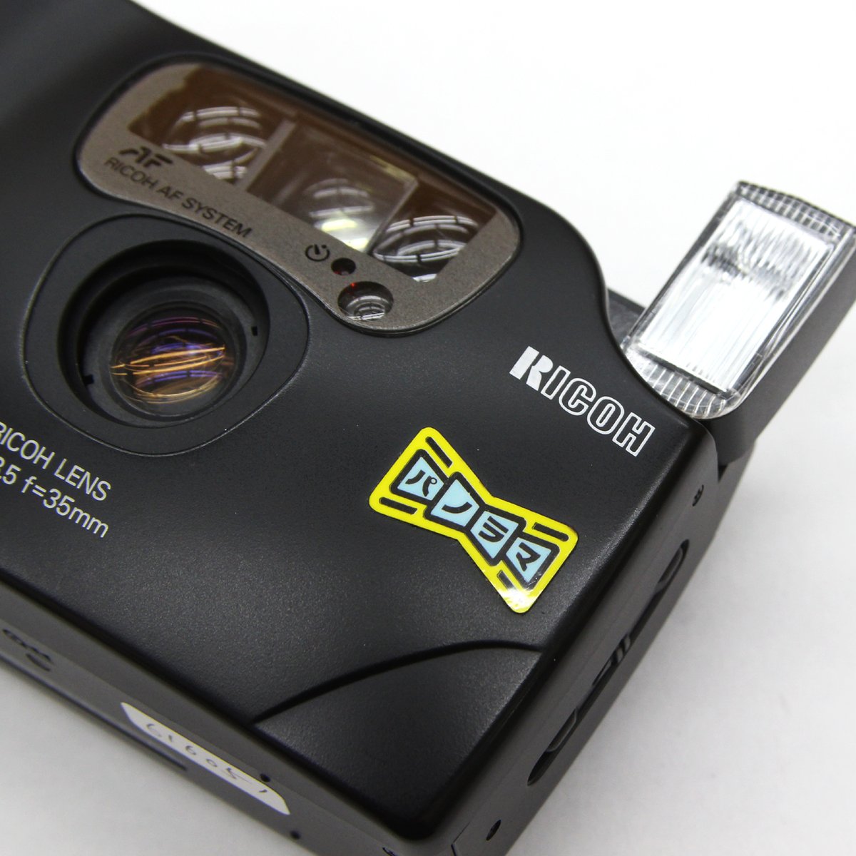 champcamera's tweet photo. 中古 RICOH FF-9s ¥6,900- By #青葉台
35ミリ単焦点を搭載したコンパクト!スイッチオンオフで簡単起動◎
縦にポップアップするフラッシュが可愛いです!
#フィルムカメラ #RICOH #FF9S
https://t.co/K0xyCmPPec https://t.co/yTdCYTZmAr