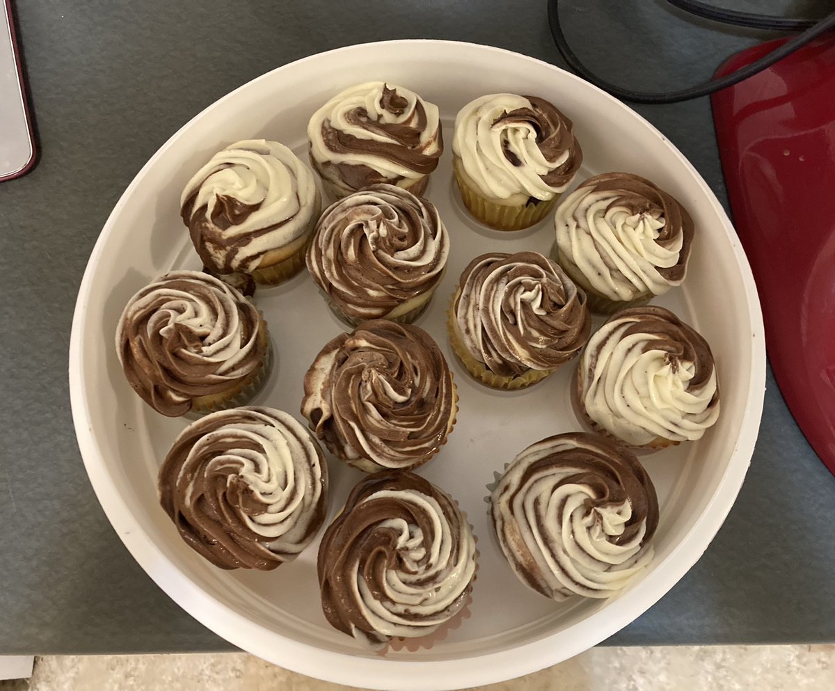 Marbled chocolate/vanilla cupcakes