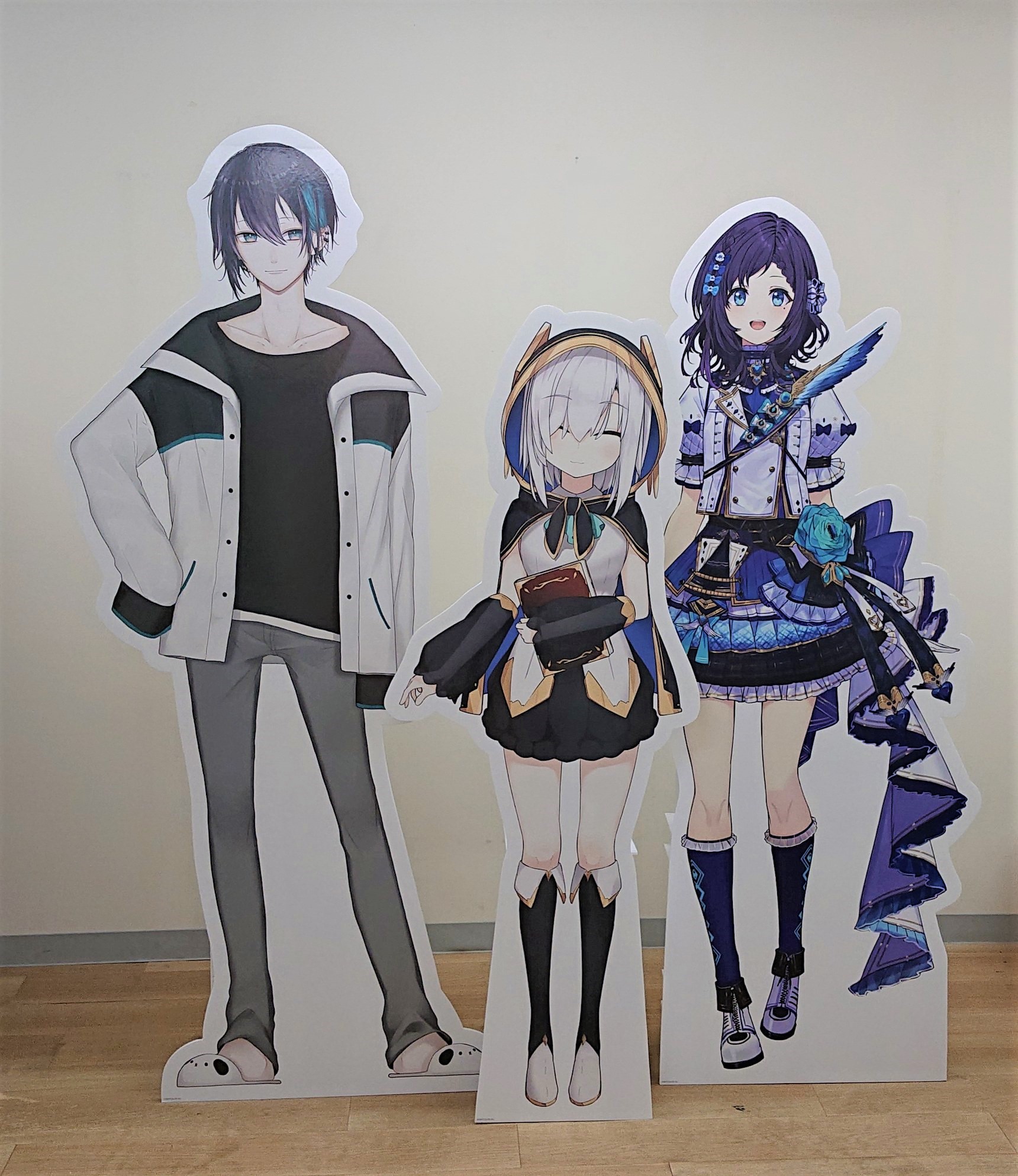 はるのあしおと 等身大パネル ② はるのあしおと 等身大パネル