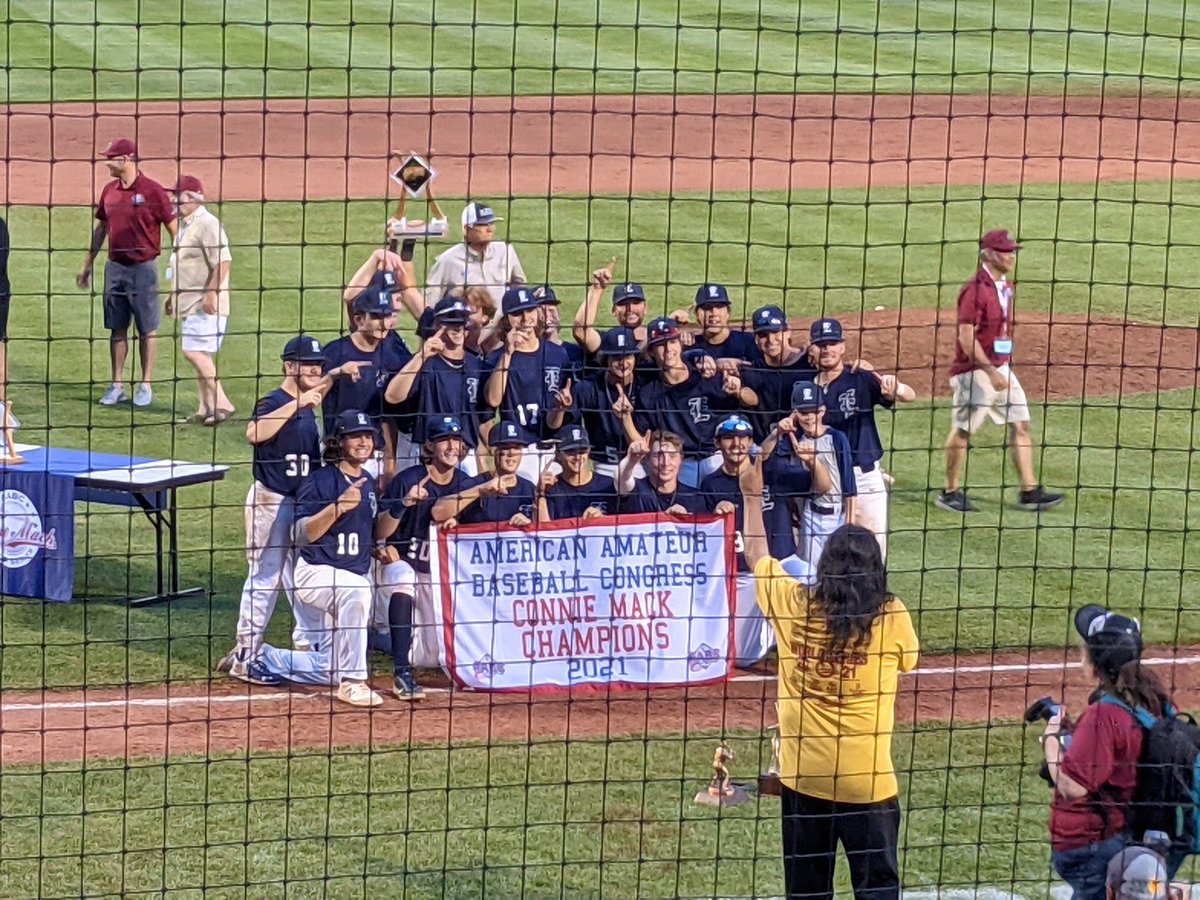 JPay3515's tweet photo. Zandt Payne @PayneZandt (@GoConqsBB) and the Enid Majors are the 2021 Connie Mack World Series Champions! 37 wins, 0 losses. Zandt was the Championship Game Player of the Game. 3 for 3 with a HR, 2 singles, 2 Runs scored, and 1 RBI! https://t.co/SJprW0eu4b