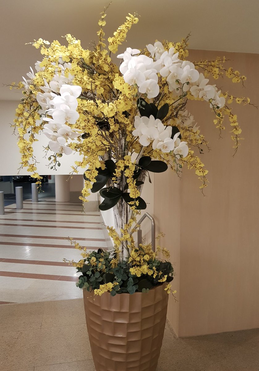 Beautiful and elegant design. 
🌼🌼🌼🌼🌼🌼🌼🌼🌼🌼
#FlowerDecoration