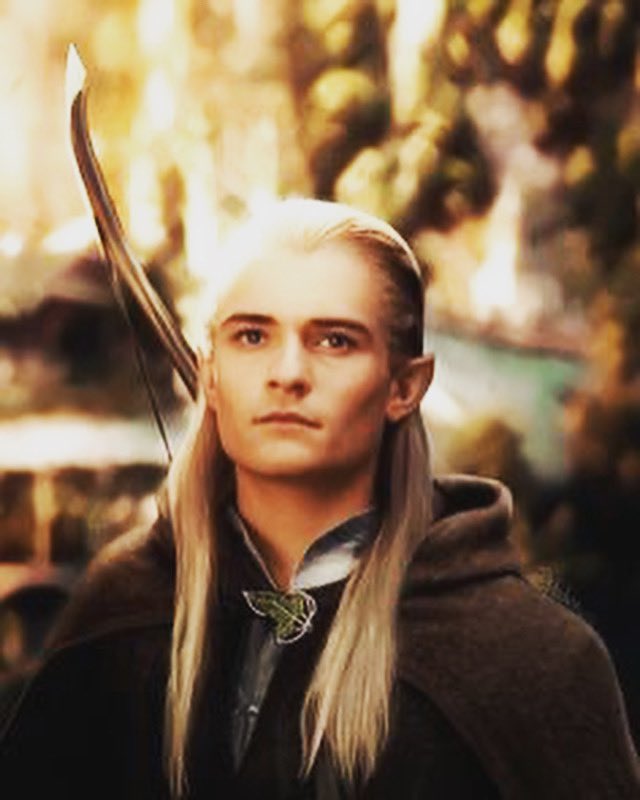 Mothmans_simp's tweet photo. mmmm I just finished rewatching the The Lord Of The Rings series wow the severe amount of gender envy i have for legolas is just..... impeccable https://t.co/QVbjiZIU7l