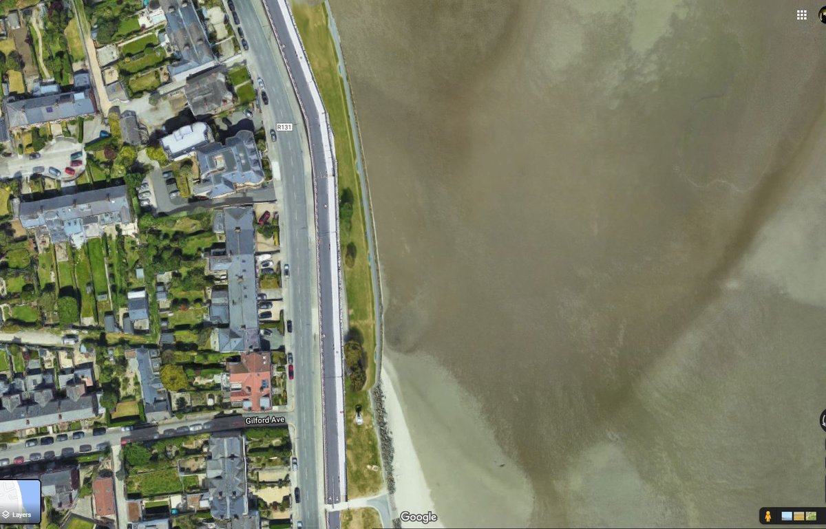 DavidCostelloDC's tweet photo. Does this not make a bit more sense? 
#extendthepromenade #Sandymount a cycle track and a two way road that public transport can use #busconnects . Hopefully it would cost a lot less than High Court appeals, etc... 
@DubCityCouncil @dublincycling @roisiningle @mannixflynn https://t.co/wKcZgTEBQj