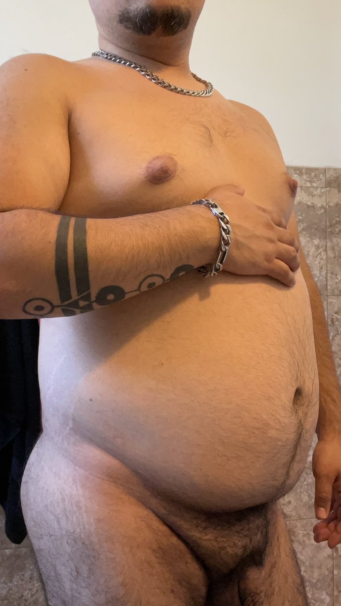 RamsesTheCub's tweet photo. Belly rubs anyone? 🥰✌🏼

#Belly #IsItChubby? #Tummy https://t.co/9m3Ub4rVUL