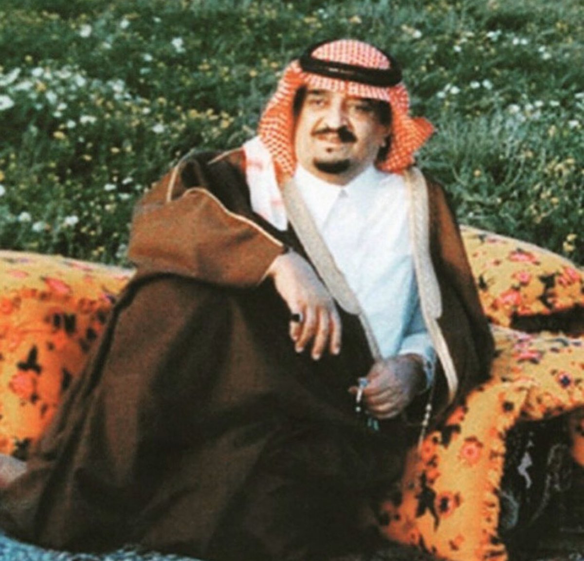 #ذكرى_وفاة_الملك_فهد
الله يرحمه ويغفرله ويجعل مثواه الجنة
والله يجزاه عنا وعن المسلمين خير الجزاء