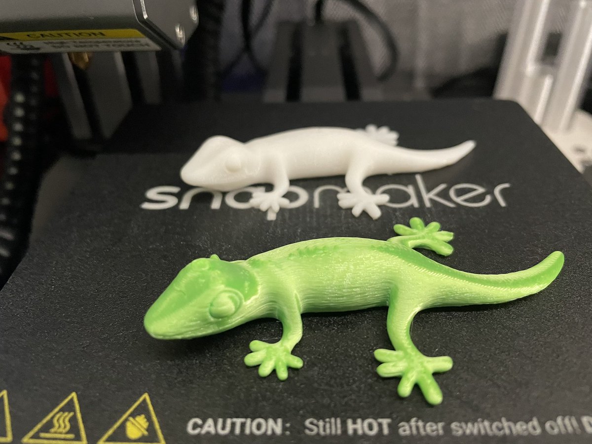 3DZ_WorlD's tweet photo. 今日の造形。
SILK PLAで、ヤモリさん。
#snapmaker
#スナップメーカー
#3dprinting
#sunlu
#reprapper
#SILKPLA
#テクダイヤ
#kaika
#kaika804
#thingivers https://t.co/fAK7pD1mYU