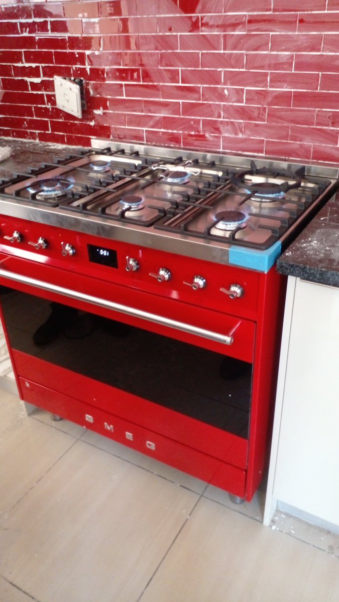 cliffgas's tweet photo. Smeg stove installation https://t.co/zKRVTFZR36