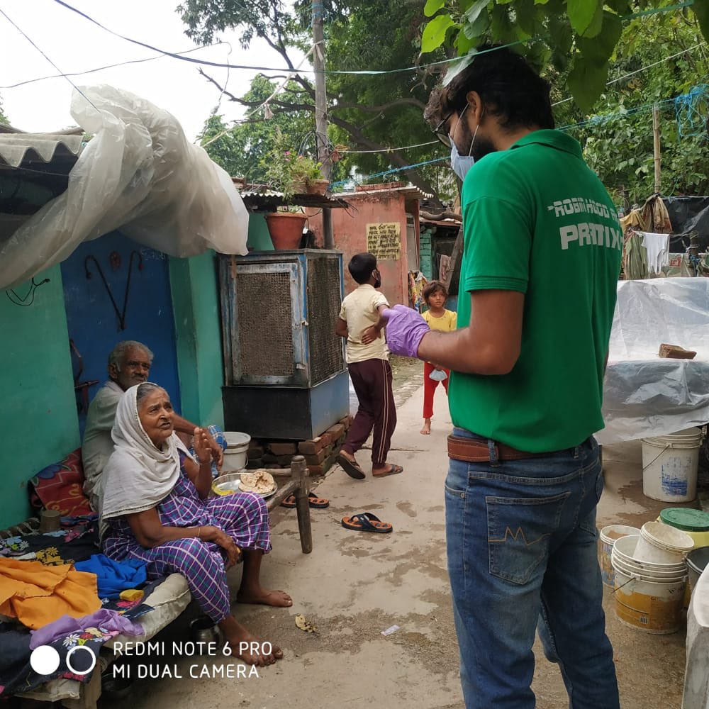 rha_india's tweet photo. #Mission28States update 

Robins in Uttar Pradesh campaigning to create #vaccine awareness amongst the citizens! 

Go get your jab! 

#GetVaccinated #RobinhoodArmy #OneIndia #Covid19IndiaHelp #Meerut #Kanpur https://t.co/ojXua5QFgA