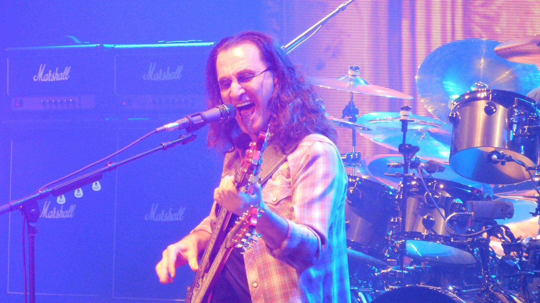 Happy belated birthday to Geddy Lee of (photo from Portland, OR, July 21, 2015). 