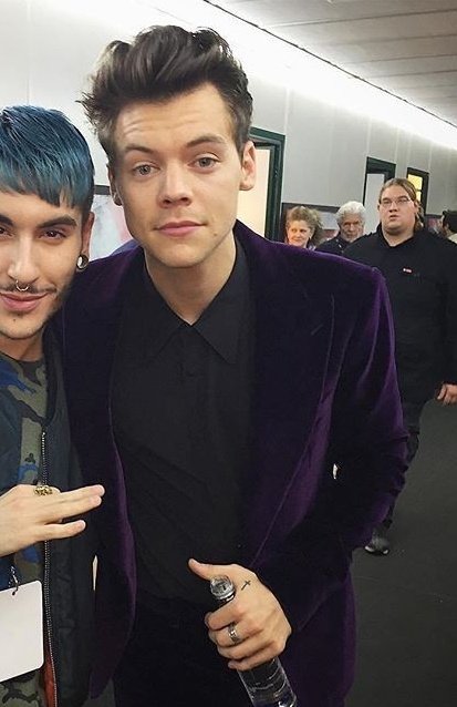 ipleasingstyles tweet picture
