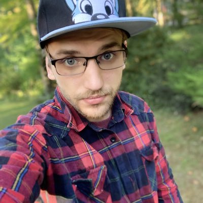 MichaelBergman0's tweet photo. I’ve been hacked. Where’s the two step verification #twitter #NewProfilePic https://t.co/IwtmQrP49v