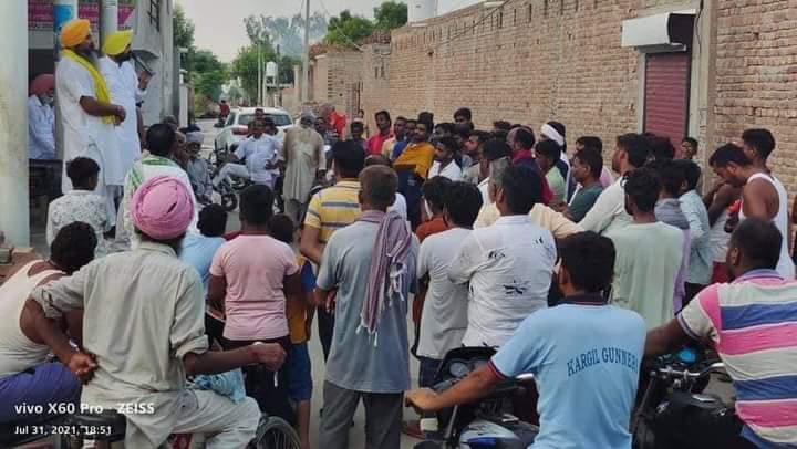 MKachoora's tweet photo. ਪਿੰਡ ਧੁਨਕੀਆਂ ਹਲਕਾ ਜਲਾਲਾਬਾਦ.. ਲੋਕ ਮਿਲਣੀ https://t.co/UrGTXjp1AV