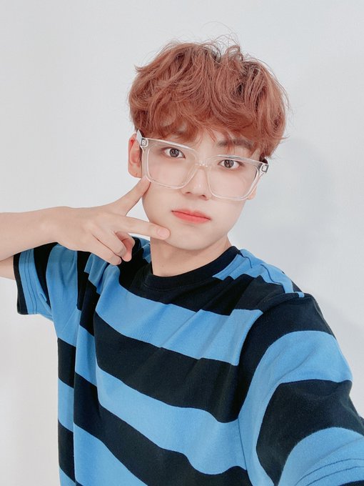 E7s01n9VkAYPCO0?format=jpg&name=small