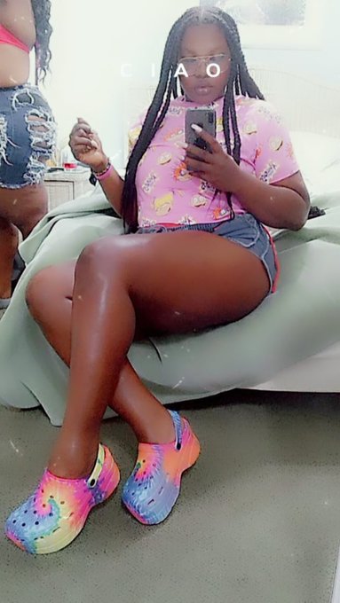 c h o c o l a t e https://t.co/MAcegm7eWV