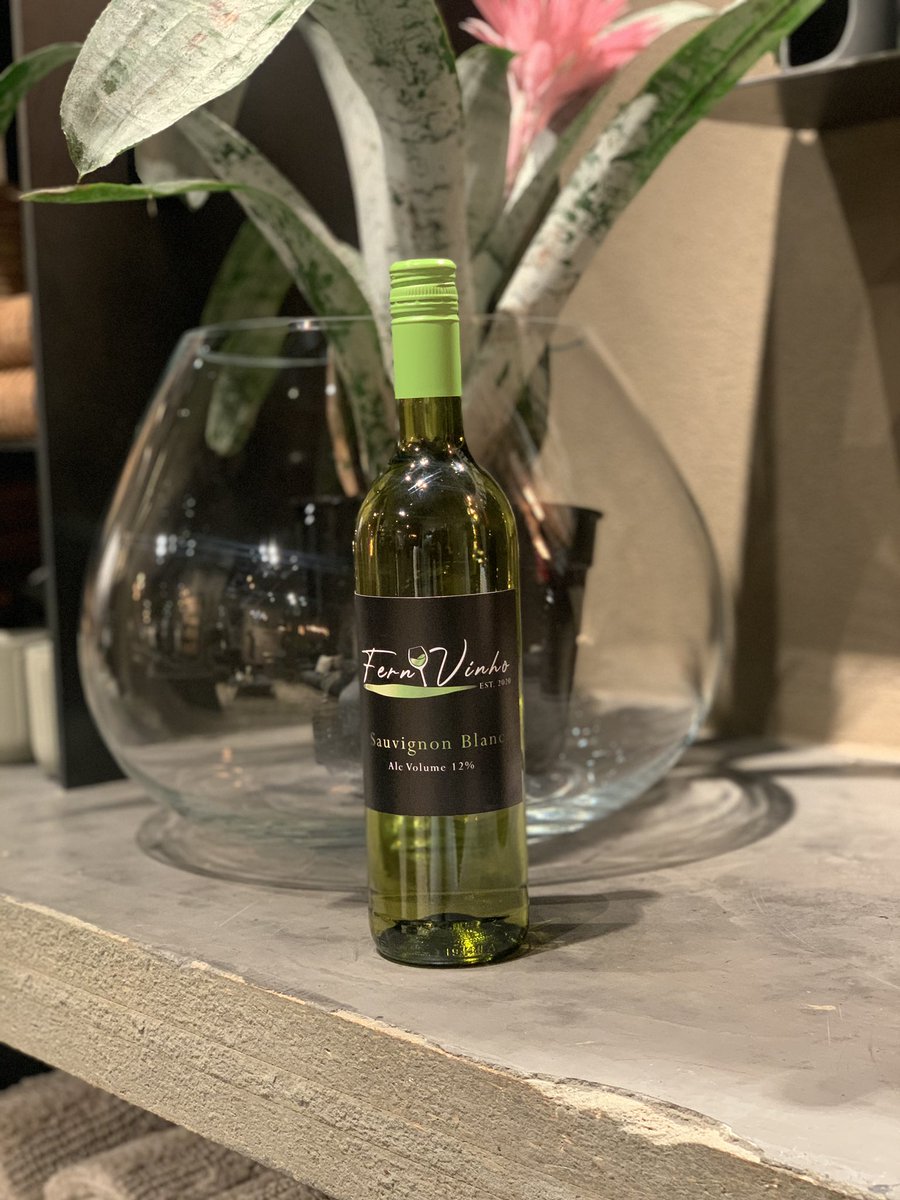 kiddo2030's tweet photo. “Hustle beats talent when talent doesn’t hustle” #rosssimmonds 
#1stofAugust 
#winetasting 
#winelovers 
#wine 
#southafrica
#Mzansi https://t.co/Y0sddkXpZh