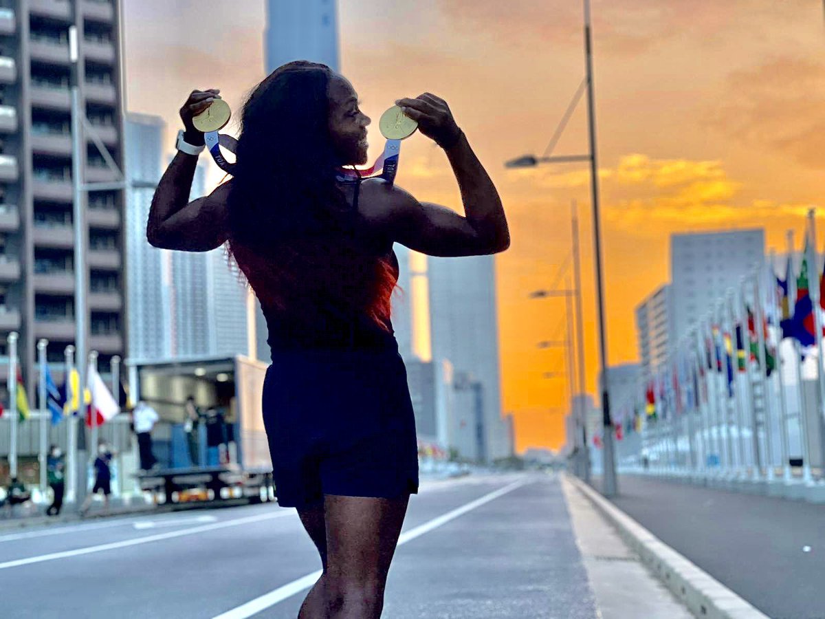 Clap de fin pour moi!🥳

Je repars de #Tokyo2020 avec un double supplément de bagages 🥇🥇 qui me comble au plus au haut point 😭🙈🥰❤️🙏🏽

Encore une fois MERCI à tous pour votre soutien à toute épreuve🙏🏽❤️

On se retrouve à la maison🇫🇷 pour fêter tout ça comme il se doit!🤩🥳🎉