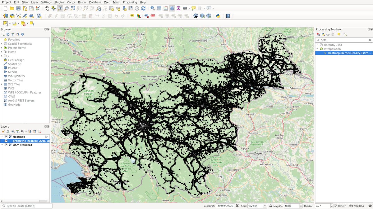 romunov's tweet image. Naključna slika dneva. Zgostitve prometnih nesreč v Sloveniji za leta 2016-2020.
vir podatkov: @policija_si