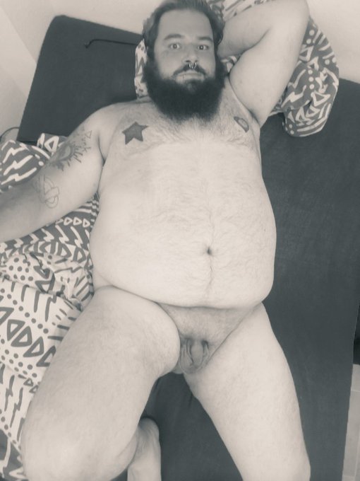 Es ist noch Platz in meinem Bett. 😘 https://t.co/uGnQOPI3Fu<a href="/tag/nofilter"class="tags"><span>#nofilter</span></a>