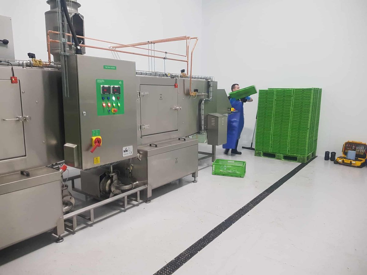 indwash's tweet photo. #IWM's T800 HIGH CARE - 600 – 800 CONTAINERS PER HOUR
See the T800 tray washer in action... https://t.co/cLKSgyKyyC
Discover our range of #TrayWashers here... https://t.co/ycio61Bxp1
#CabinetWashers #RackWashers #WeighPanWashers #PalletWashers #Foodex #FoodProcessing #UKmfg https://t.co/ZBWZfrjbs6