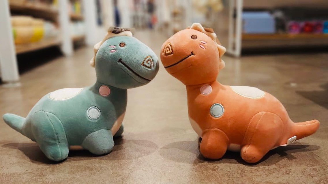 UsupsoI's tweet photo. You’ve got a friend in us. 🖤
.
.
.
#friendship #happyfriendshipday #friendshipday #friendshipgoals #friends #friendsforever #cute #quirky #japanese #retail #shopping #usupso #usupsoindia #lovelifeliveusupso https://t.co/KUajm2VlbK