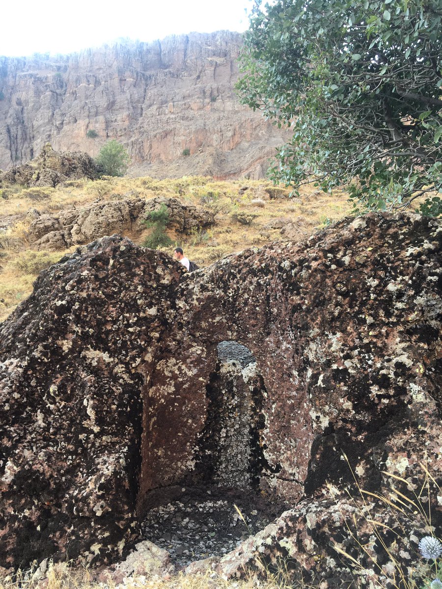 Mazgirt Şarap yapılan taş 🍷