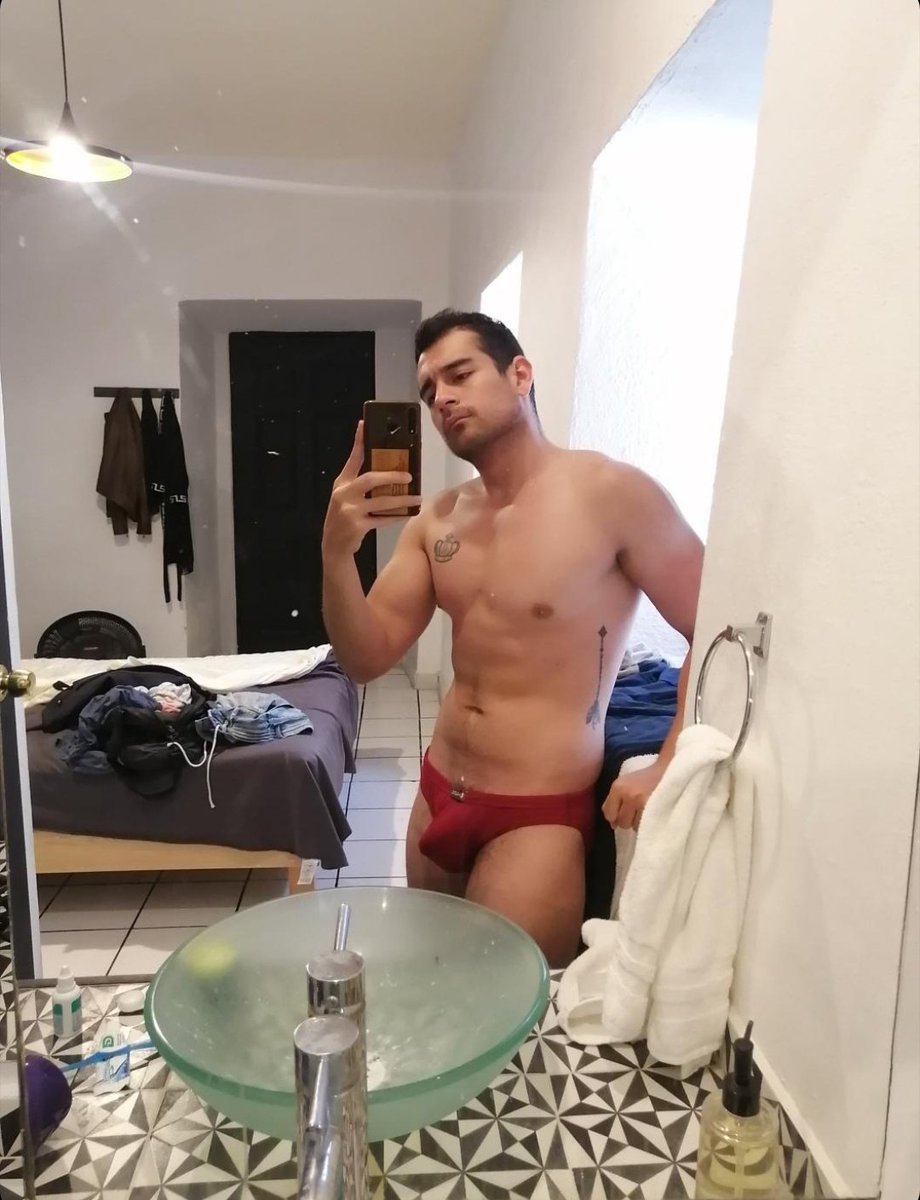 Nudo_Underwear's tweet photo. @eduardo31davila
#sensualidadmasculina #guyscute #sexymen https://t.co/3GOHDIJ5Z7