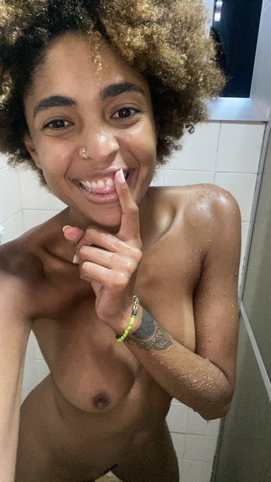 When I know that the jeez is about to be delivered 😂🙌  Check my amateur videos weekly @mydirtyhobby  👉<a href="/tag/amateurporn"class="tags"><span>#amateurporn</span></a><a href="/tag/couplesfun"class="tags"><span>#couplesfun</span></a><a href="/tag/couplesdoingporn"class="tags"><span>#couplesdoingporn</span></a><a href="/tag/s"class="tags"><span>#s</span></a>