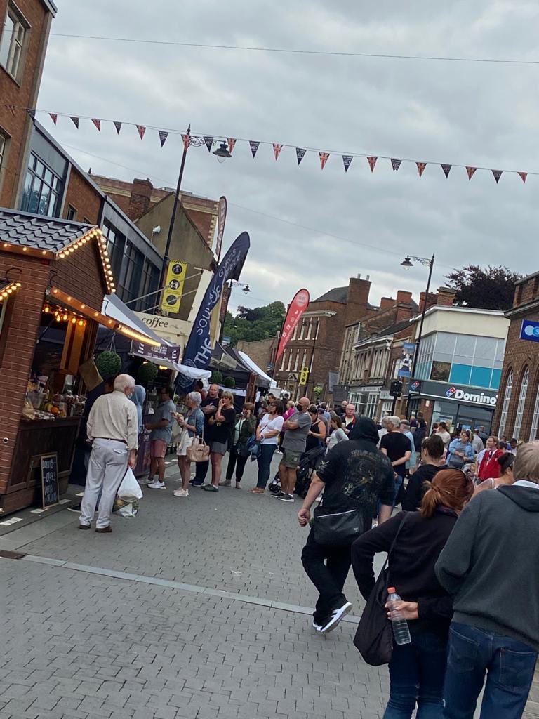 Continent_SM's tweet photo. We’re back open today in Gainsborough for the final day of the Food Festival.

We’re lucky enough to be joined by the award winning celebrity chef @jc_novelli for 3 cookery demos.

#gainsborough #gainsfoodfest #rrevents #celebritychef #outdoormarket https://t.co/X0tTpzC8xQ