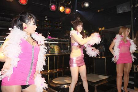 懐かしい昭和時代 ジュリアナ東京 営業した4年間はolとヤンエグの社交場の前半の91年 ジュリ扇振り回しの後半92年 94年のふたつに分けられる 私は前半に通っていたけど 普通のディスコでした イメージが違うかもしれないけど1 3枚目は当時の