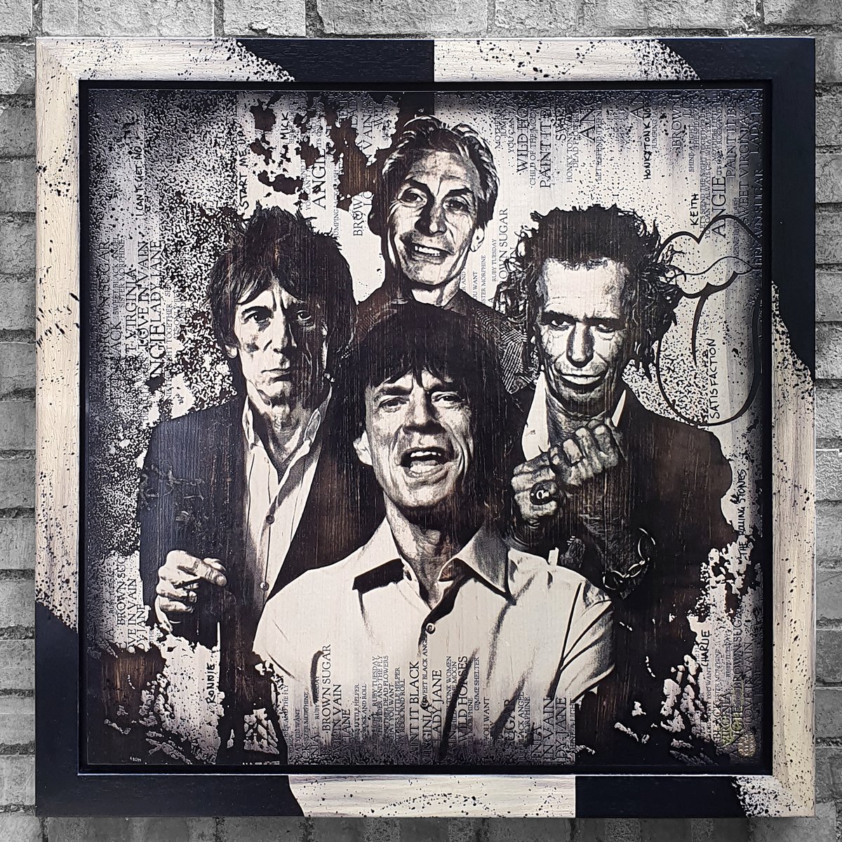 HaddonGalleries's tweet image. Haddon Galleries.... Great image of the Rolling Stones by Rob Bishop. THEY ARE BACK.....Our gallery used to be a restaurant on Torquay Harbourside and the Stones ate in there!