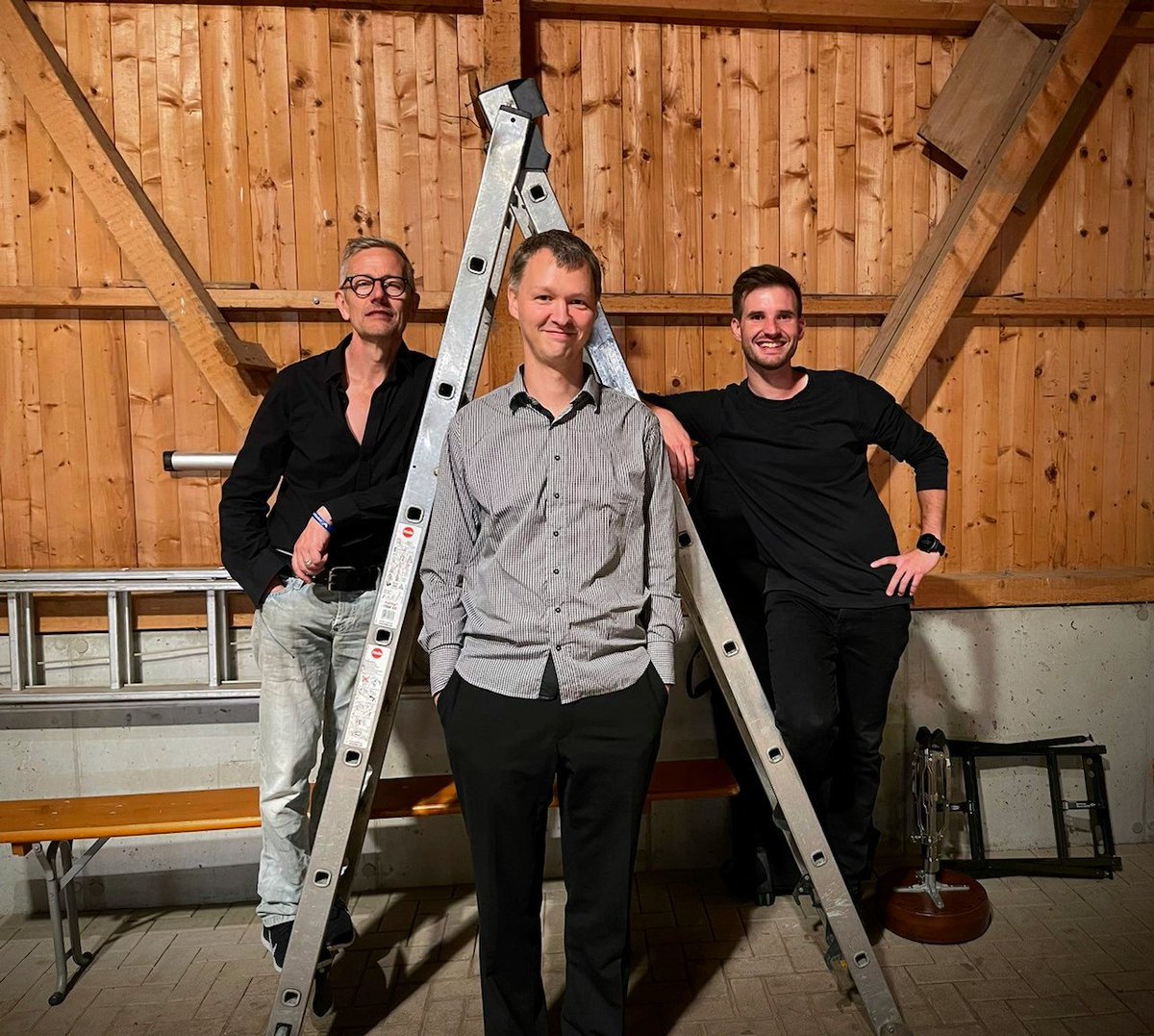 improphil's tweet image. Wir durften ein Jubiläumsfest mit einer Impro-Einlage bereichern - dies in einem urchigen Ambiente, hat Spass gemacht! Mit Randulf Lindt, This Wächter und David Bokel
#improphil #gastspiel #horw #improtheater #urchig