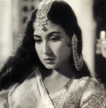 88 years ago one of the best actresses of all time was born. happy birthday to meena kumari <3 