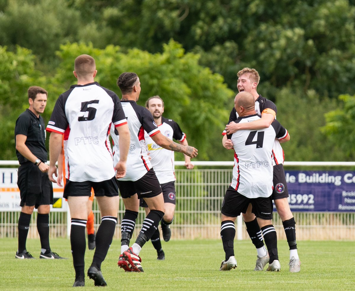 PortisheadTown's tweet photo. That winning feeling…. 🙌🔥⚽️⚪️⚫️ Next up for #posset we welcome @BishopSuttonAFC to Bristol Road on Tuesday night. #BS20 #ptfc #grassrootsfootball @KarutaSports https://t.co/Vpcqtq6zLG