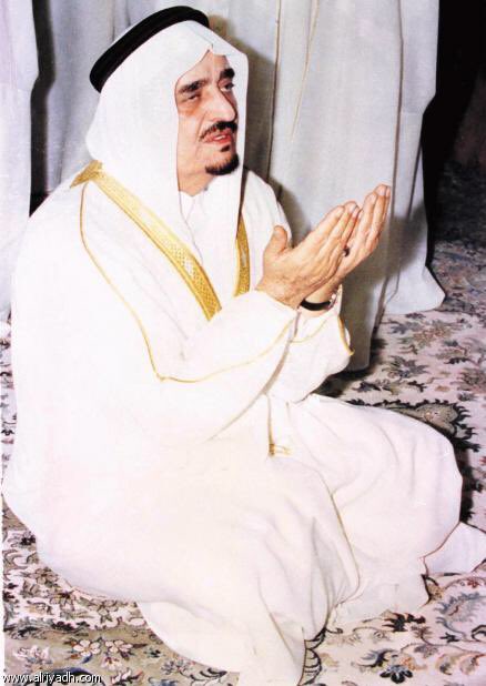 #الملك_فهد
لن ننساك اللهم أسكنة الجنة