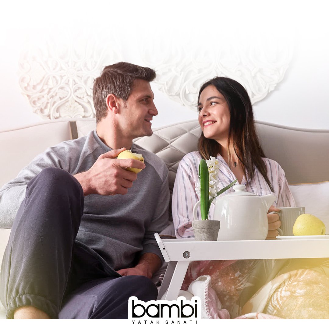 Sevdiklerinizle birlikte günün güzelliklerinin tadını çıkaracağınız keyif ve huzur dolu bir pazar günü diliyoruz.
Herkese iyi pazarlar!
.
.
#bambiyatak #bambimvarbenim #bambiyataksanatı #yastık #haftasonu #pazar