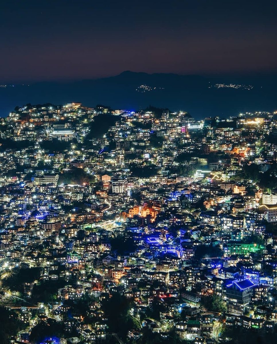 mizoraminsta's tweet photo. Aizawl city night scene
.
.
Pic credit 📷 @flawedpiks
.
.
.
#aizawl #landscape #mizoram #mizoraminsta #northeastIndia #travel #aizawlcity #zawlkhawpui #cityscape #khawpui #city #hillyplace #hillcity #nightscene #night #zan #peacelovingMizo https://t.co/L3sx5UjHPV