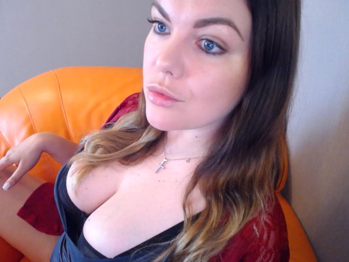 loser paid the tax so I removed his pictures from here. free until tomorrow, loser, don't you forget