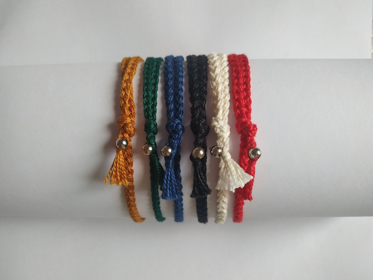 MOONLORY BİLEKLİK ÇEKİLİŞİ ✨

Katılım şartları;
• <a href="/bymoonlory/">MOONLORY</a> sayfasını takip etmek
• Bu tweet'i retweetlemek
• Üç arkadaşınızı etiketlemek 💜
• Çekiliş içeriği Suga'nın takım bileklikleri ve Taenin bir bilekliğidir 🥰

Son katılım 20 Ağustos