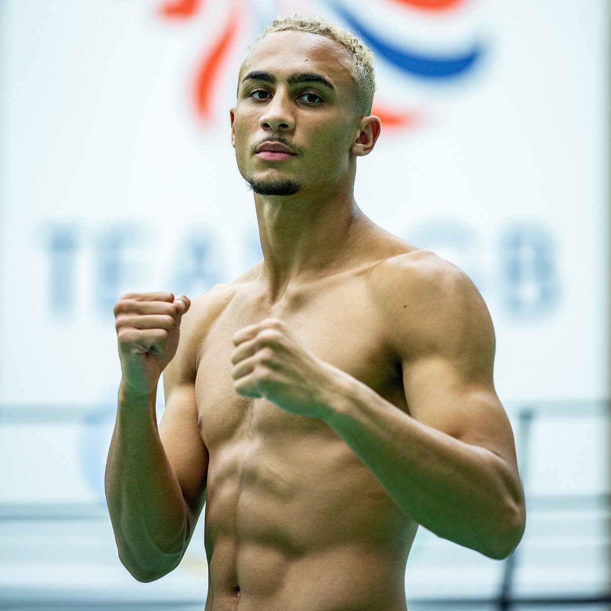 gbboxing's tweet photo. 🗣️ | QUOTE: “The dream as an amateur is getting to that Olympic final and now, I’ve just got to change that colour!

“The coaches, my family, friends – I’m doing it for them. I’m doing it for Darlaston, I’m doing it for Wolverhampton, the West Midlands and I’m doing it for 🇬🇧." https://t.co/My8A7NXxC4
