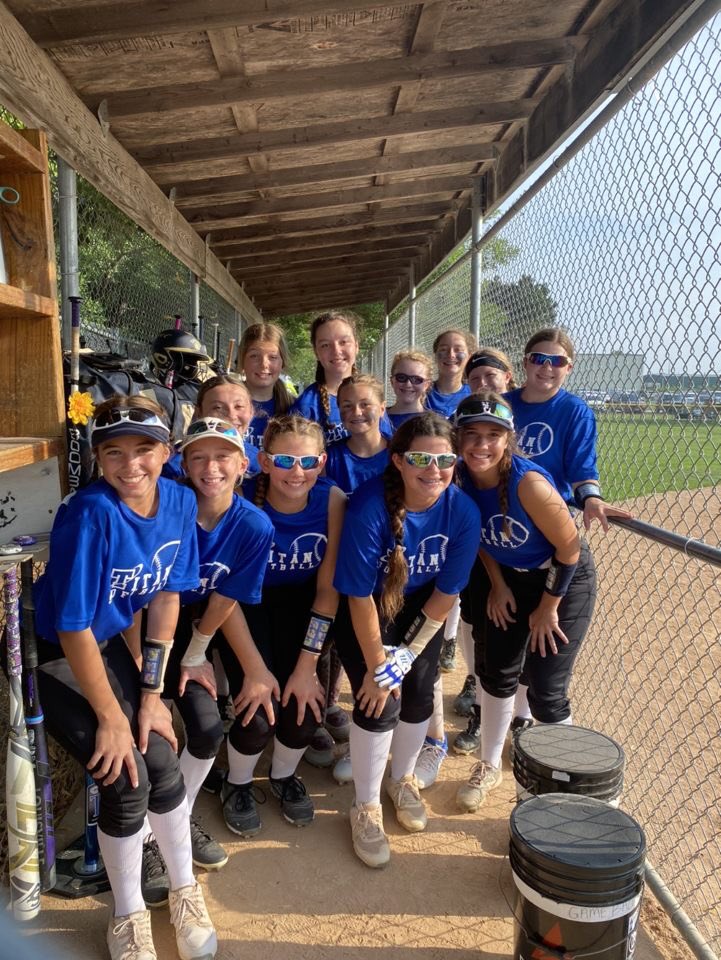 PLSTitansSB's tweet photo. Proud of both Freshman teams this weekend! Represented TitanSB very well! Thank you for all of your hard work this summer! #FutureIsStrong https://t.co/Ry8N6bvRfS
