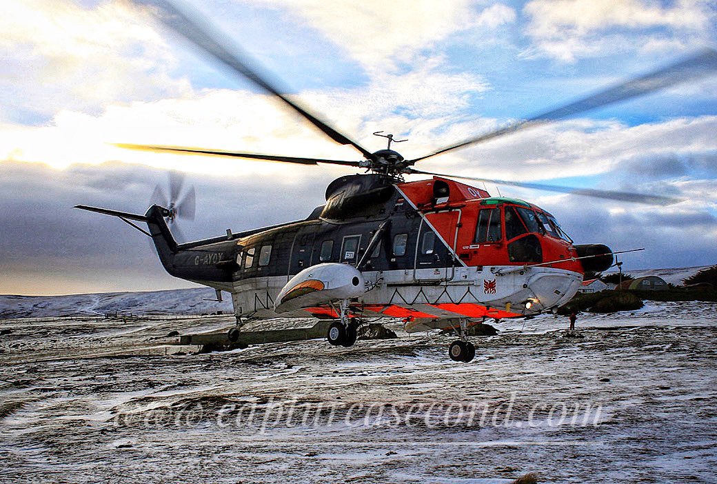 captureasecond's tweet photo. S-61, Falkland Islands. #brintel #britishinternational #seaking #s61 #falklandislands #helicopter #aviation #avgeek #captureasecond @verticalmag @HeliOpsMagazine @helihub @HeliOperations https://t.co/zwM5sdYUMf