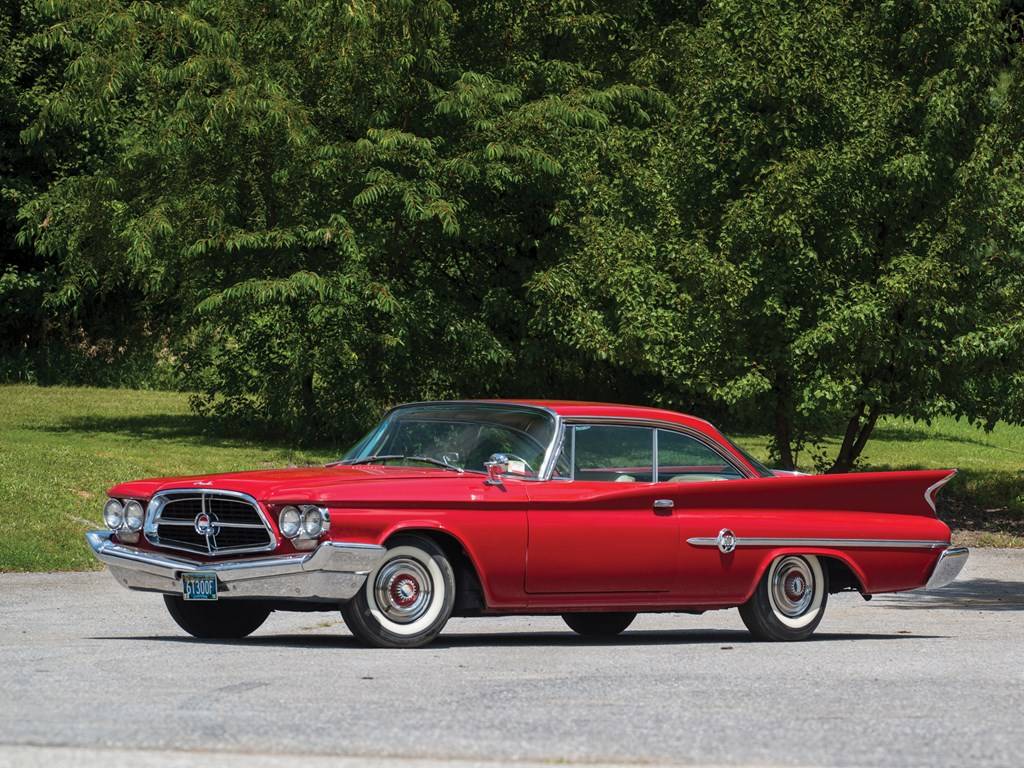 Mercomatic's tweet photo. 1960 #Chrysler #300F; 413 cid, Cross Ram 2x4 bbl, 375 hp. Astradome dash with console mounted tachometer and tan leather interior with full length console and swivel bucket seats. Power windows and seats were standard. Sublime example of the illustrious 300 letter series brutes. https://t.co/ZJKu2YWVp2